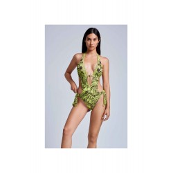 Costume intero trikini verde fantasia vista anteriore indossato