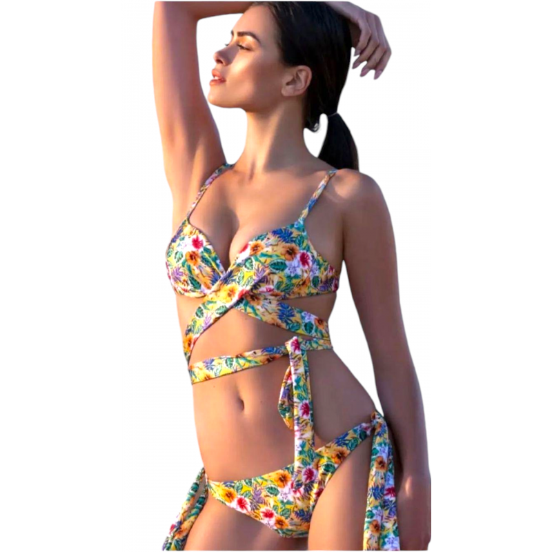 bikini intrecciato sulla vita vista anteriore indossato bikini intrecciato sulla vita vista anteriore indossato