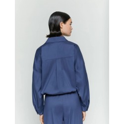 Camicia morbida stile bomber in cotone popeline blu vista posteriore indossata