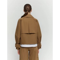Giacca trench in cottone marrone vista posteriore indossata