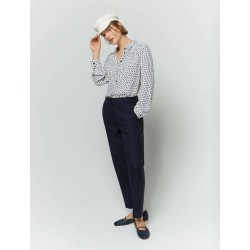 Pantaloni semiaderente blu vista anteriore indossato