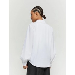 Camicia morbida dritta in cotone bianco vista indossata posteriore