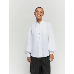 Camicia morbida dritta in cotone bianco vista indossata anteriore
