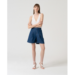 Short in denim di cotone blu vista anteriore indossato
