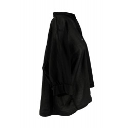Camicia nera scollo a V nero vista DI PROFILO