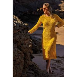Abito longuette in crochet giallo vista anteriore indossato