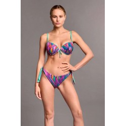 Bikini coppa push up con ferretto  multicolor vista anteriore indossato
