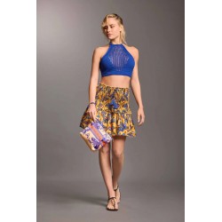 Crop top in crocket in cotone blu vista anteriore indossato