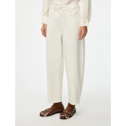 PANTALONI SEMIADERENTE IN COTONE BIANCO - IBLUES - IBLNATALE- vista anteriore indossato
