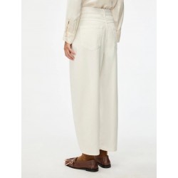 PANTALONI SEMIADERENTE IN COTONE BIANCO - IBLUES - IBLNATALE- vista posteriore indossato