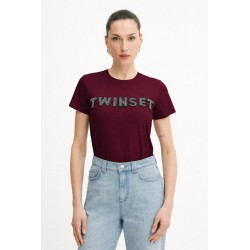 T-SHIRT DONNA IN VISCOSA RICAMATA CON STRASS BORDEAUX - TWINSET - vista anteriore indossata