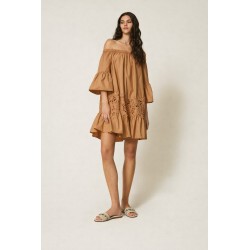 CAFTANO CORTO IN MACRAME SMERLATO NOCCIOLA - TWINSET - vista anteriore indossato