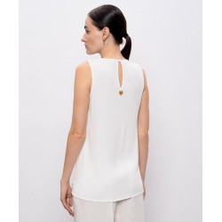 TOP-BIANCO-CON-RICAMO-GIOIELLO-TWINSET.JPG - vista posteriore indossata