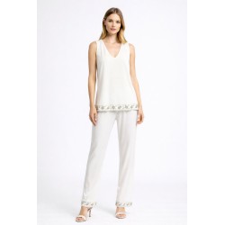 PANTALONE CON RICAMO GIOIELLO BIANCO - TWINSET.jpg - vista anteriore indossato