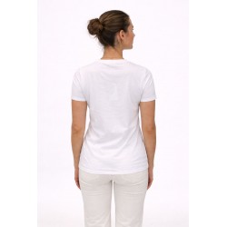 T-SHIRT BIANCA "CHATGPT MI CAPISCE" - MYA STREET.jpg -vista posteriore indossato