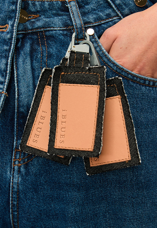 Scegli il tuo JEANS perfetto con Boutique Pirozzi Via Roma